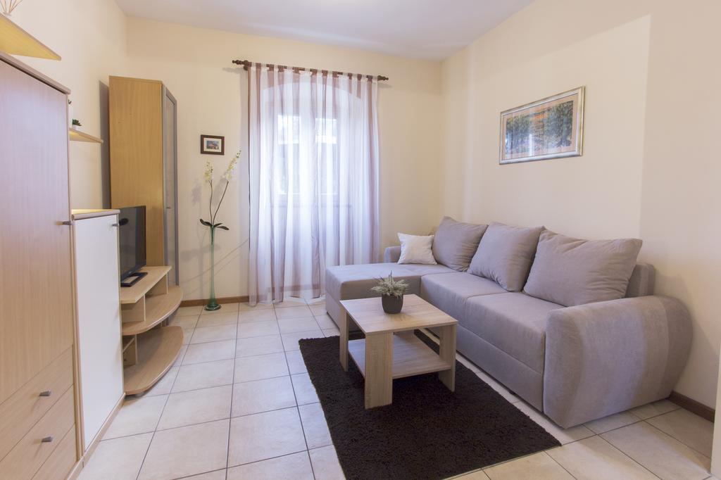 Tina Apartmán
